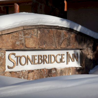 The Stonebridge Inn
